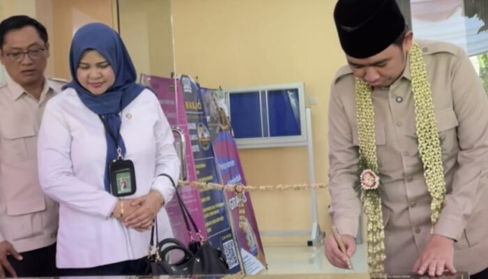 Gus Fawait Resmi Buka Mall Pelayanan Publik Mini di Tiga Kecamatan
