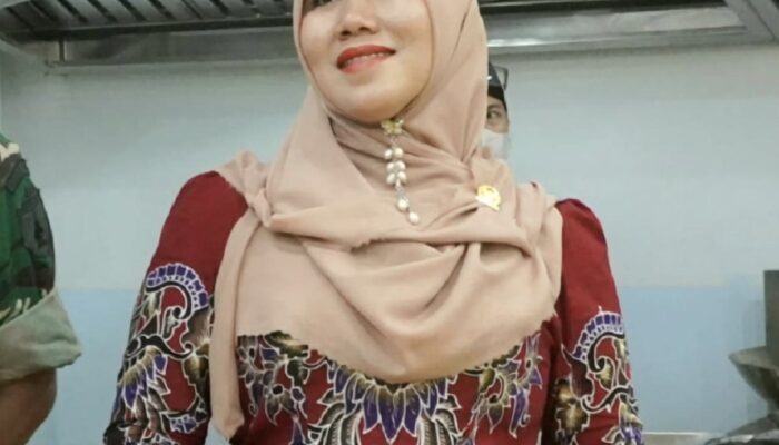 Senator Lia Istifhama Soroti Target 3.000 Porsi SPPG di Keracunan MBG Surabaya