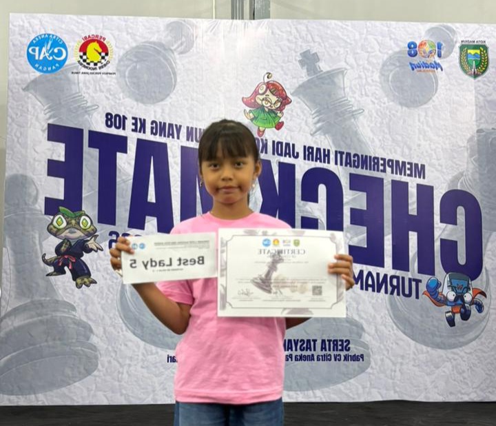 Hebat! Atlet Catur Cilik Jombang Masuk 5 Besar Pecatur Wanita Terbaik di Turnamen Nasional