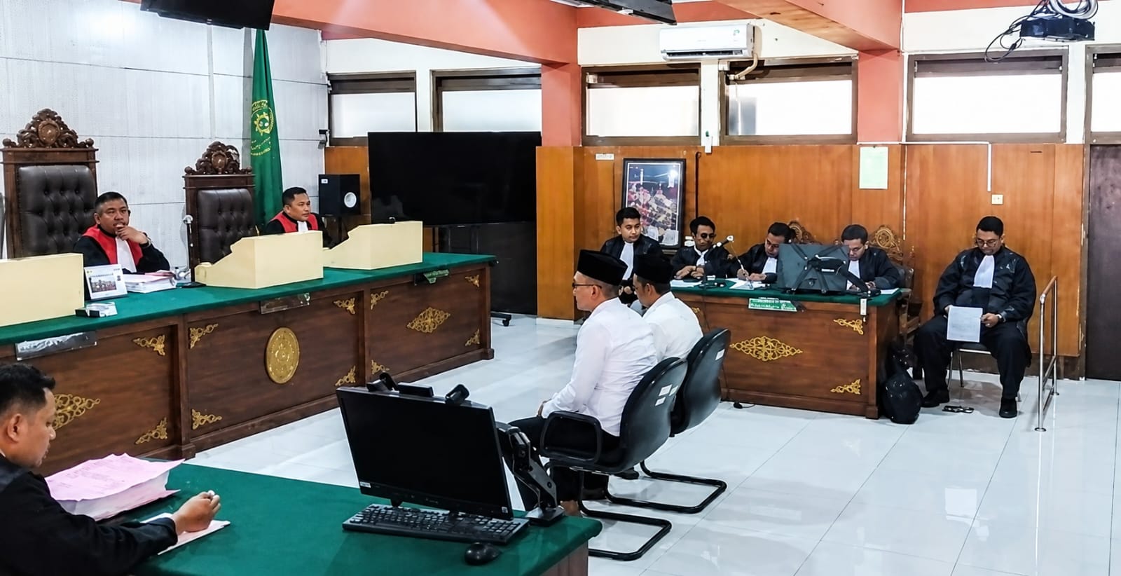 Sidang Perdana Pembunuhan Mahasiswi UMM, Keluarga Korban Datang Berbondong-bondong Tagih Keadilan