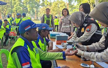 Puluhan Supeltas Kota Malang Terindikasi Asam Urat Tinggi, Polresta Turun Tangan Berikan Pemeriksaan Gratis
