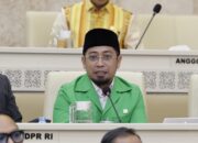 DPR Soroti Nasib PPPK Paruh Waktu, Gus Khozin: Jangan Sekadar Ganti Nama Honorer
