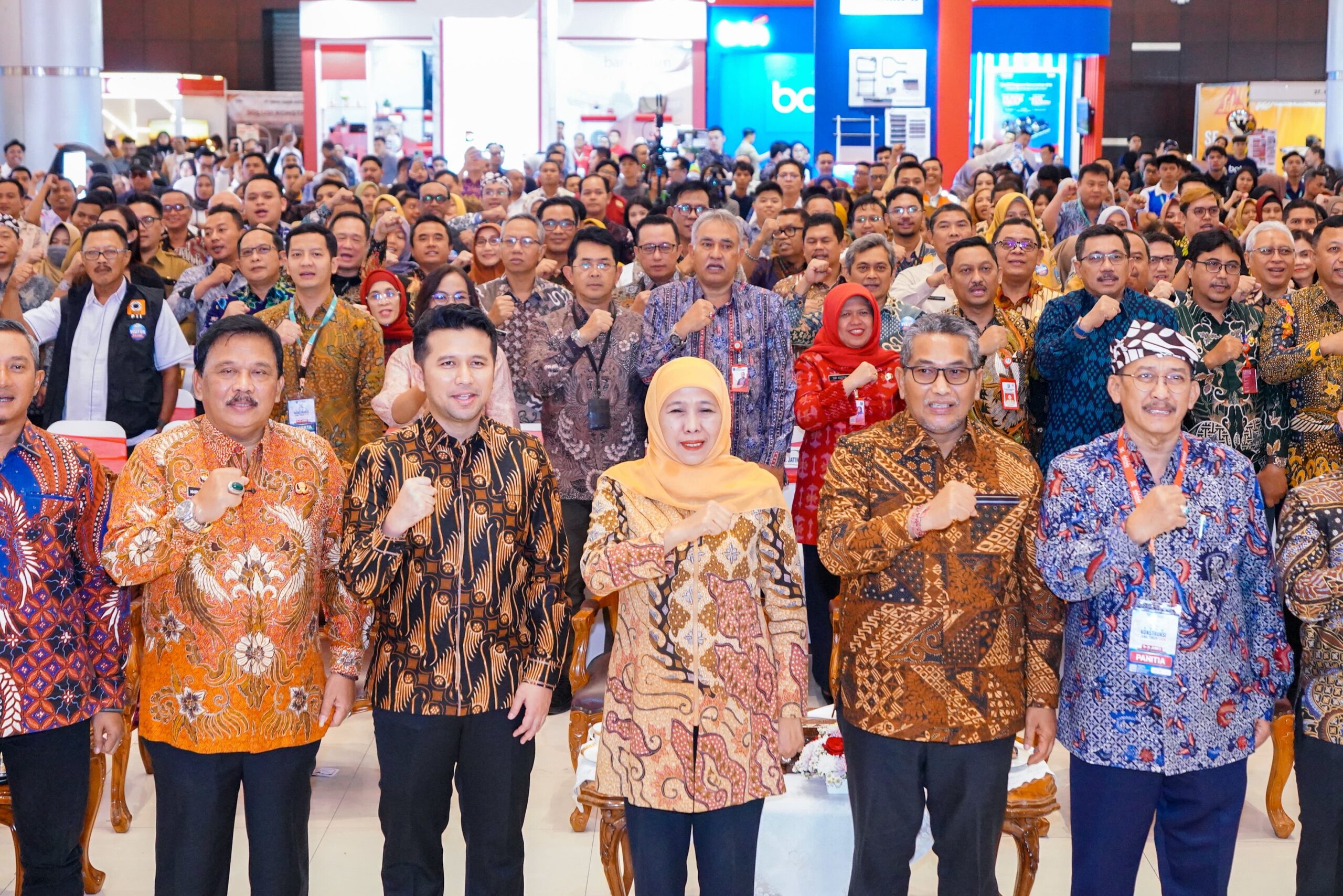 Gubernur Khofifah Buka Expo Konstruksi dan Kukuhkan Forum Jasa Konstruksi Jatim 2026