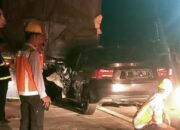 Tragedi di Tol Jomo Jombang, Penumpang Honda City Tewas Usai Tabrak Belakang Truk