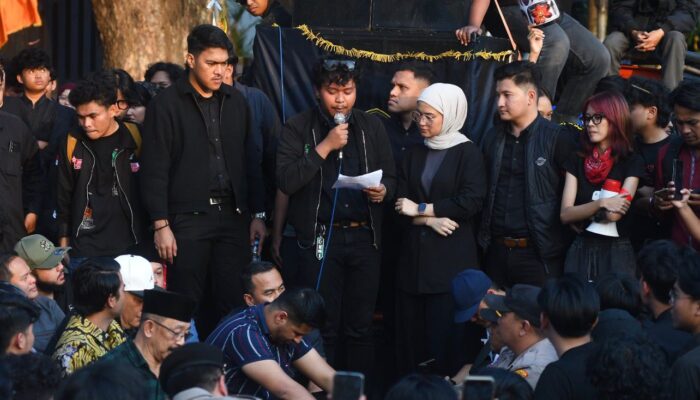 Amithya Terima Lima Tuntutan Mahasiswa, Minta MBG dan Koperasi Merah Putih Dievaluasi