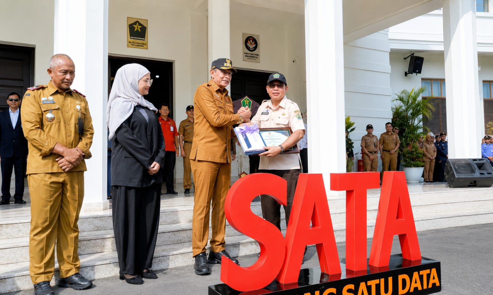 Bapenda Kota Malang Raih Dua Penghargaan Bergengsi, Bukti Kualitas Data Jadi Fondasi Kebijakan Publik