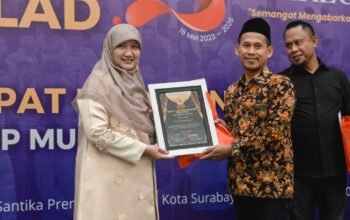 Raih Penghargaan Politisi Peduli Ekonomi Kreatif, Lilik Hendarwati Tegaskan Komitmen Dampingi UMKM Naik Kelas