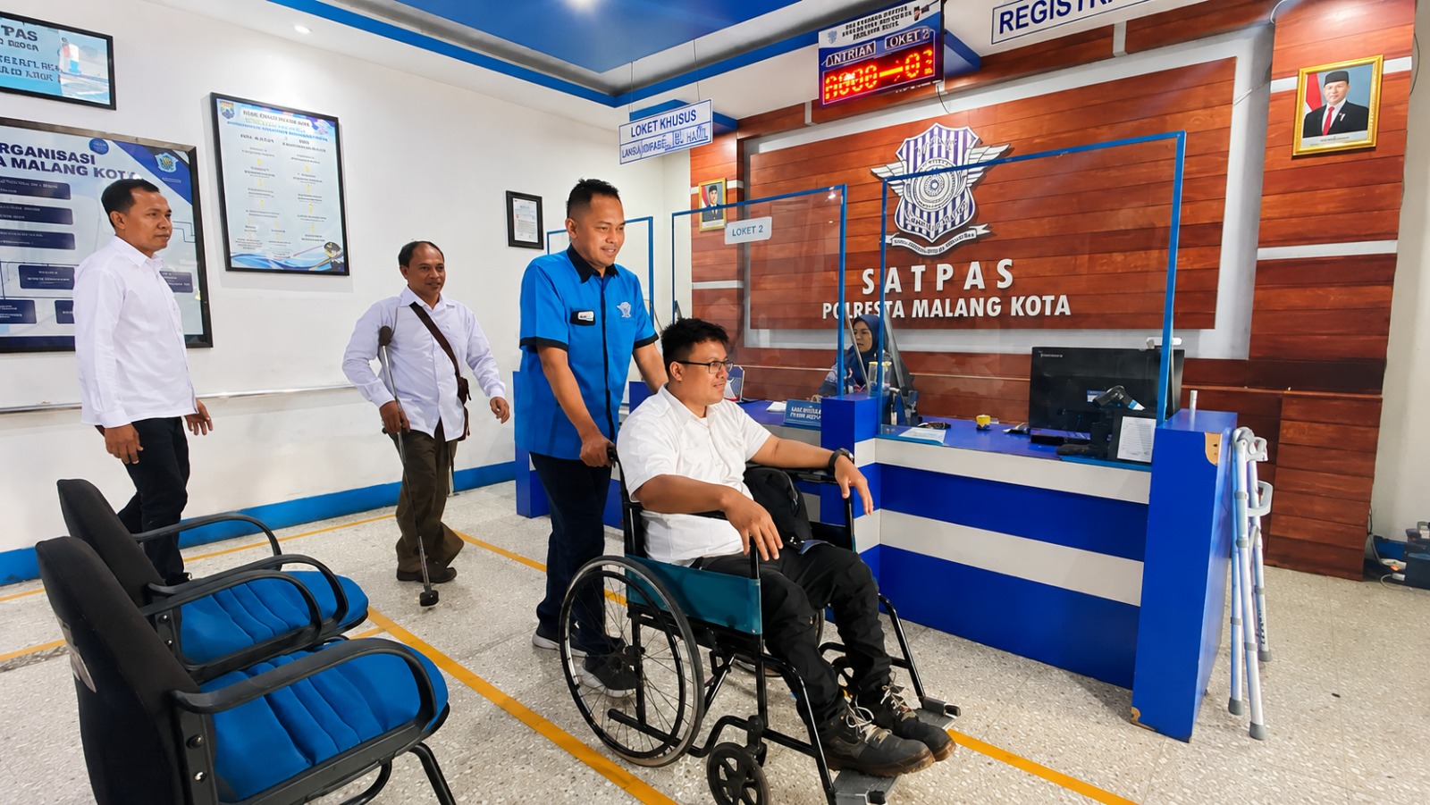 Polresta Malang Kota Fasilitasi Pembuatan SIM bagi Driver Ojol Difabel, Dorong Keselamatan Berlalu Lintas yang Setara