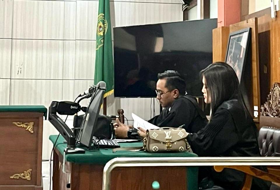 Sidang Dugaan Penggelapan di Lafayette Dimulai, Perdamaian dengan Korban Masih Terbuka