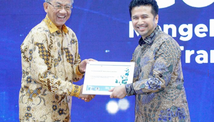 Di Forum Nasional IAI, Wagub Emil Beberkan Strategi Jatim Perkuat Ketahanan Fiskal dan Tingkatkan Kesejahteraan Masyarakat