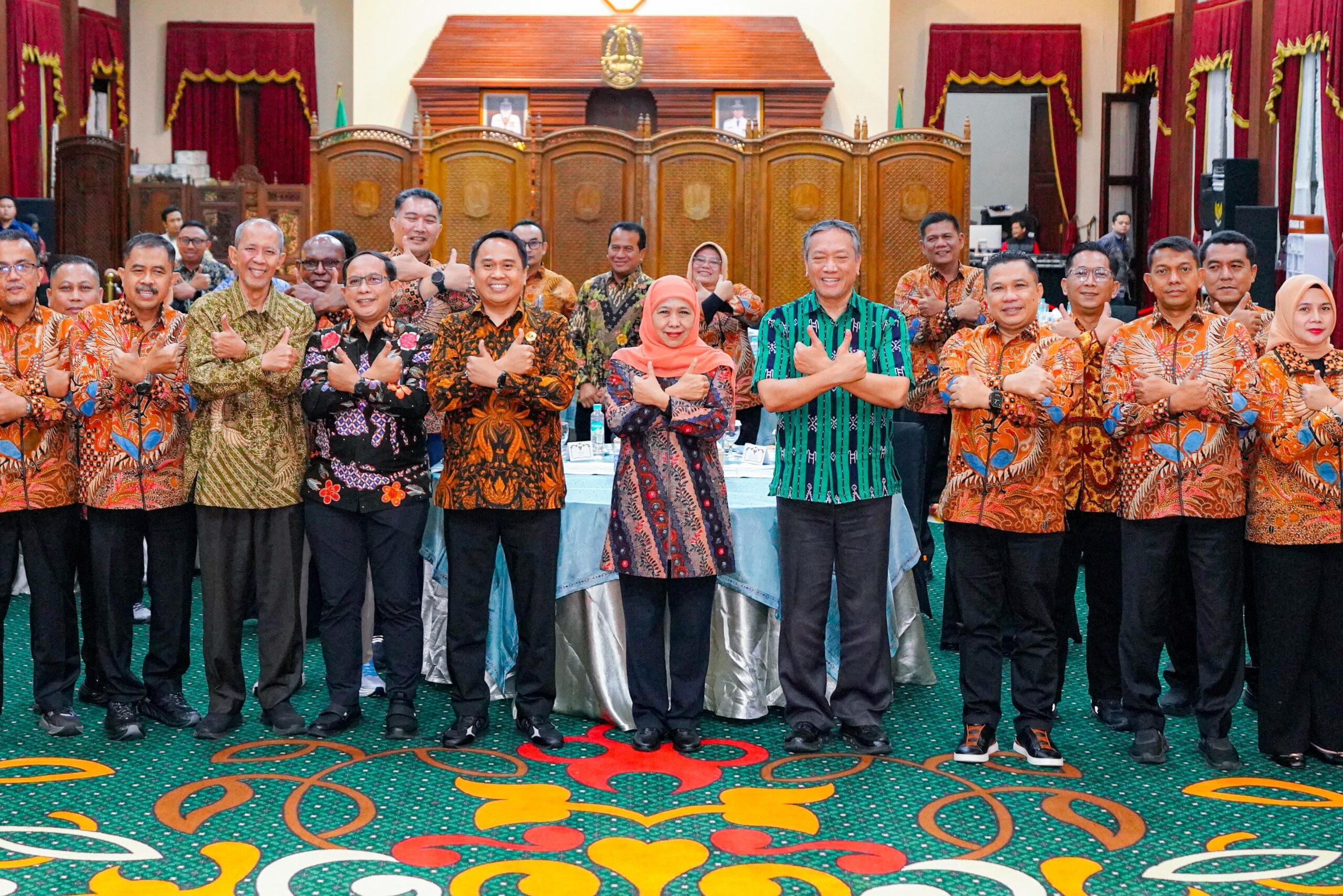 Gubernur Khofifah Menerima Peserta Kepemimpinan Nasional PKN I Angkatan LXVI di Grahadi