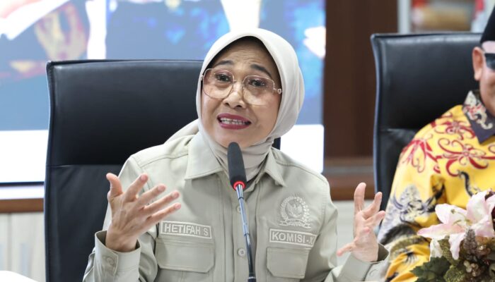 Evaluasi SPMB Disorot, DPR Minta Celah Kecurangan Ditutup dan Akses Daerah Terpencil Dijamin