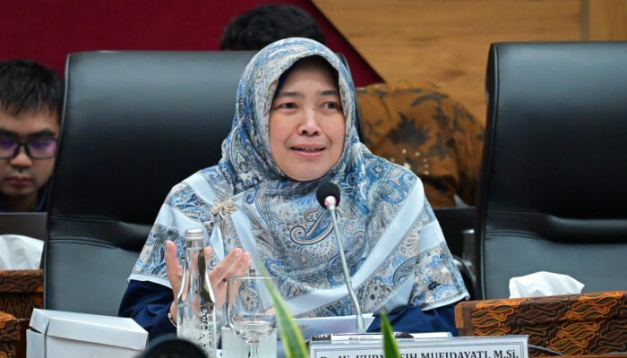 Revitalisasi Sekolah Pascabencana Dikebut, DPR Minta Tak Sekadar Kejar Target