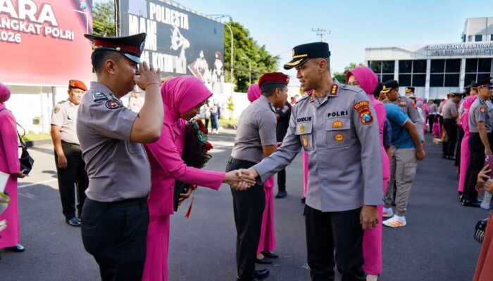 52 Personel Polresta Malang Kota Naik Pangkat, Kombes Putu Kholis: Pangkat Baru Harus Dibayar dengan Integritas dan Kinerja Nyata