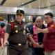 Sehari Setelah Dicopot Presiden, Eks Kepala BGN Kenakan Rompi Tahanan Kejagung