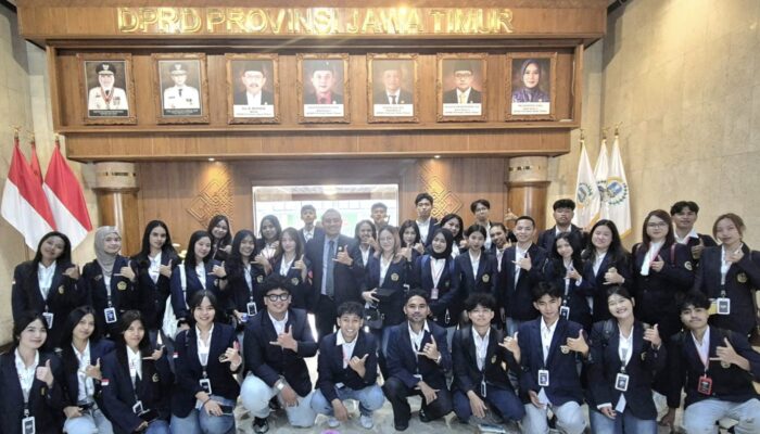 Temui Mahasiswa Unmer Malang di DPRD Provinsi Jatim, Puguh Wiji Pamungkas Dorong Budaya Policy Brief dan Critical Thinking