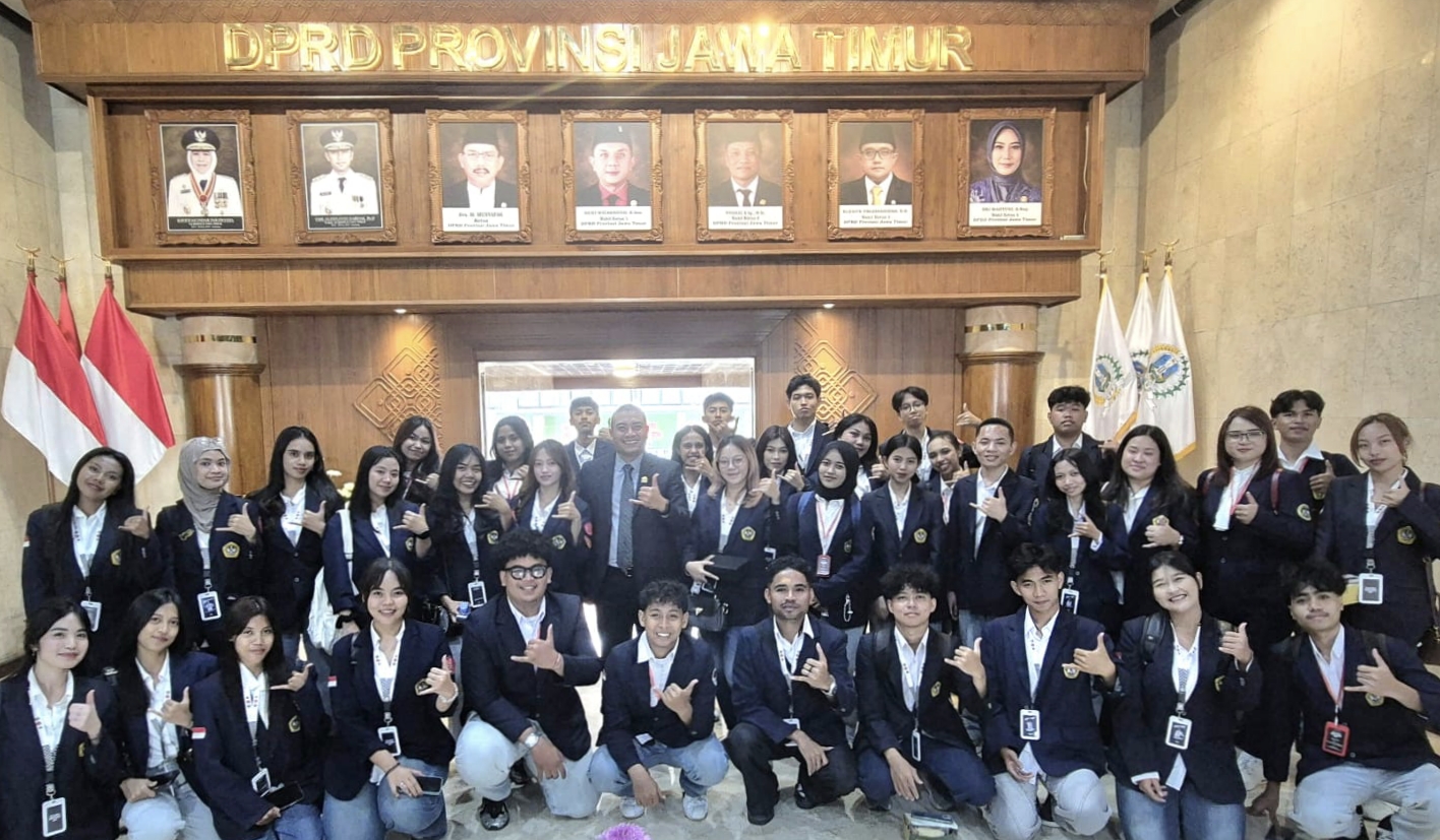 Temui Mahasiswa Unmer Malang di DPRD Provinsi Jatim, Puguh Wiji Pamungkas Dorong Budaya Policy Brief dan Critical Thinking