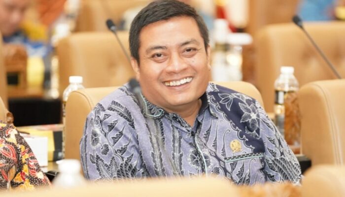 Kemiskinan Ekstrem Jatim Tinggal 0,29 Persen, Puguh Wiji Ingatkan Ancaman bagi Kelas Menengah