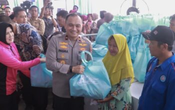 Polda Jatim Gelar Bakti Kesehatan Terpusat di Jombang, Layani 2.500 Penerima Manfaat