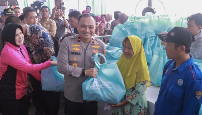 Polda Jatim Gelar Bakti Kesehatan Terpusat di Jombang, Layani 2.500 Penerima Manfaat