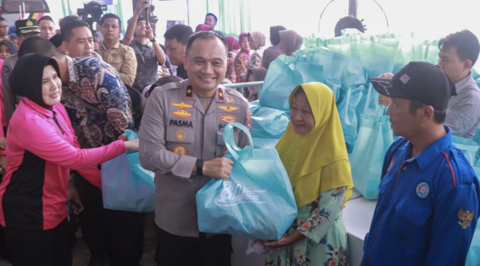 Polda Jatim Gelar Bakti Kesehatan Terpusat di Jombang, Layani 2.500 Penerima Manfaat