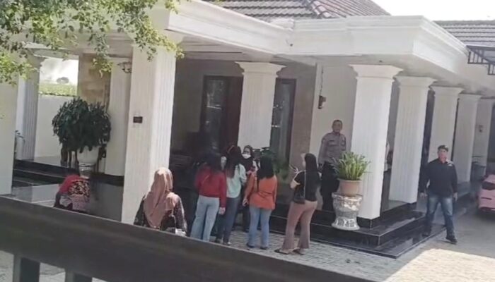 Korban Dugaan Arisan Bermasalah Datangi Rumah Terlapor, Tuntut Pengembalian Dana Puluhan Juta Rupiah