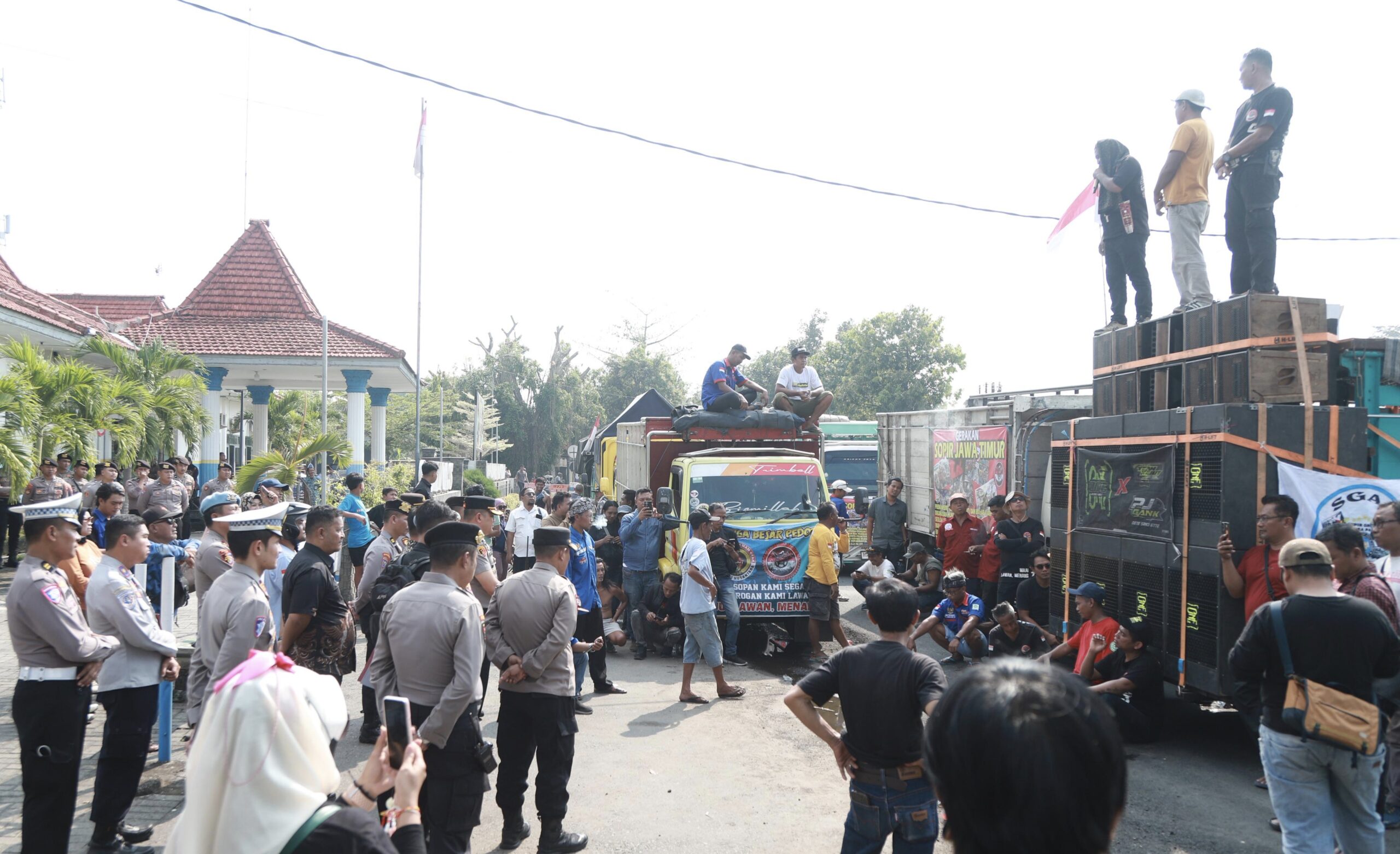 Polres Jombang Tegaskan Komitmen Berantas Bajing Loncat dan Respons Keluhan Sopir Truk