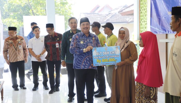 BLT DBHCHT Jombang 2026 Cair, 11.720 Buruh Tani dan Buruh Pabrik Rokok Terima Rp 800 Ribu