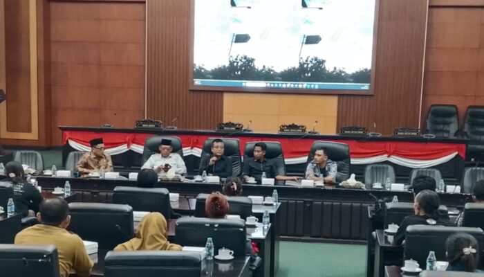 Nasib PKL Jombang Terjawab, DPRD Pastikan Jalan KH Hasyim Asy’ari Tetap Zona Kuning