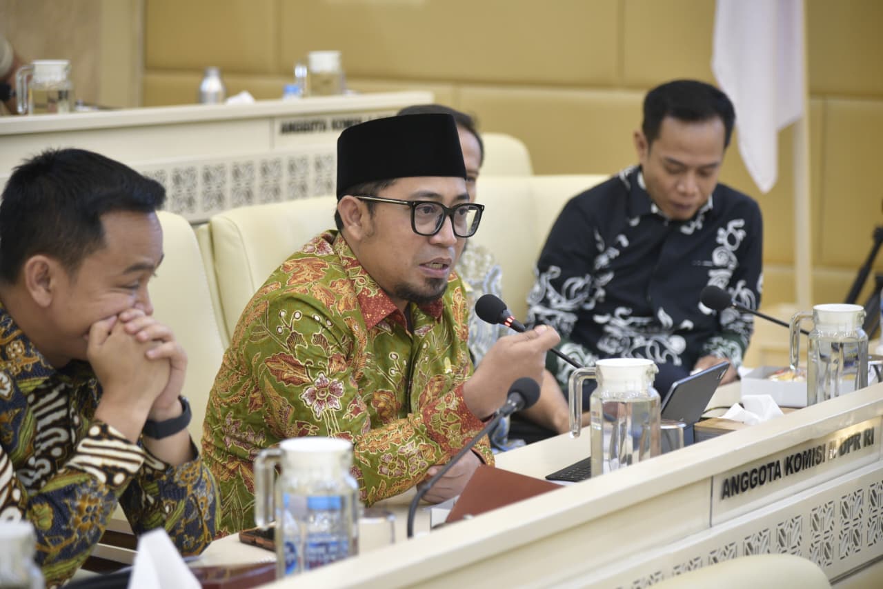 NIK Bakal Jadi Identitas Tunggal, DPR Klaim RUU Adminduk Ubah Total Layanan Publik