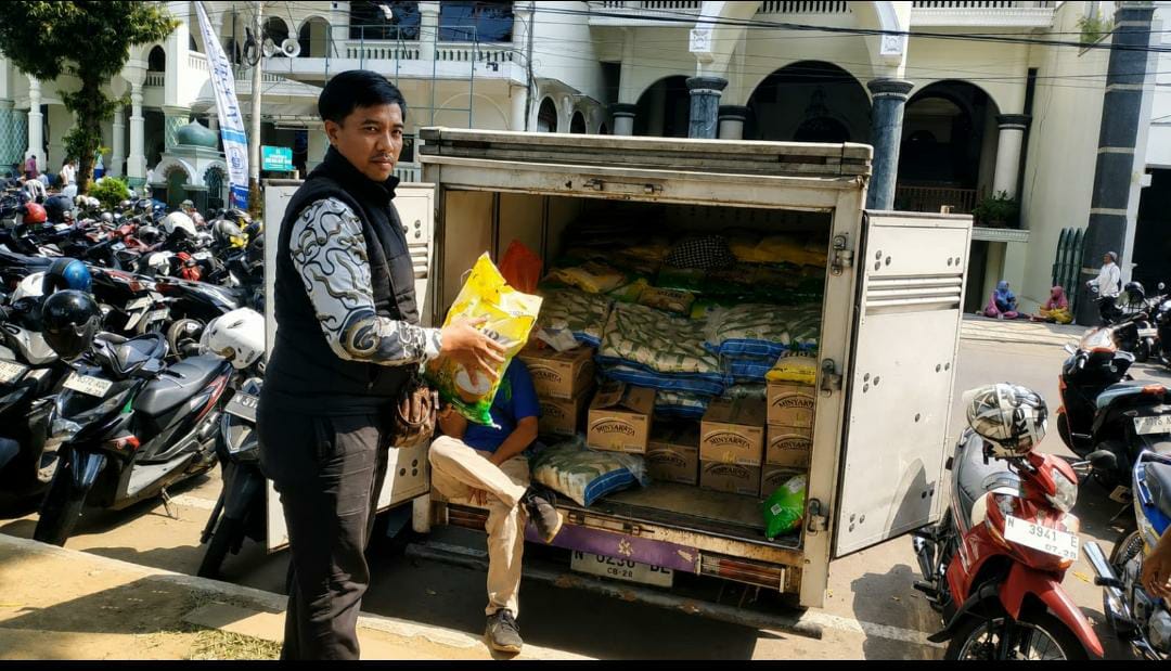 Operasi Pasar Meriahkan Pencanangan Nasional Gerakan Indonesia Bersih, Dispangtan Kota Malang Pastikan Stok Beras dan Minyakita Aman