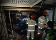 Gudang Mebel di Singosari Terbakar Usai Ledakan Dini Hari, Damkar Bergerak Cepat Cegah Api Merembet