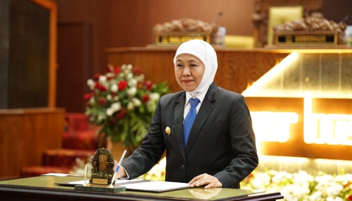 APBD 2025 Disetujui DPRD, Khofifah Paparkan Lonjakan Wisata hingga Ribuan Lulusan SMK Tembus Pasar Kerja Internasional