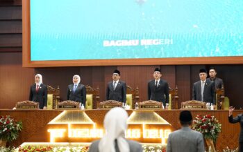 DPRD Jatim Sahkan Perda Pertanggungjawaban APBD 2025, Fraksi-Fraksi Kompak Desak Anggaran Berdampak Nyata bagi Rakyat