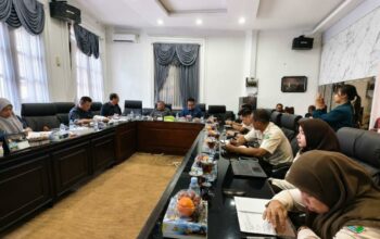 Komisi B DPRD Kota Malang menggelar rapat kerja bersama Bapenda Kota Malang untuk membahas pertanggungjawaban pelaksanaan APBD Tahun Anggaran 2025.(foto:sudutkota.id/mit)