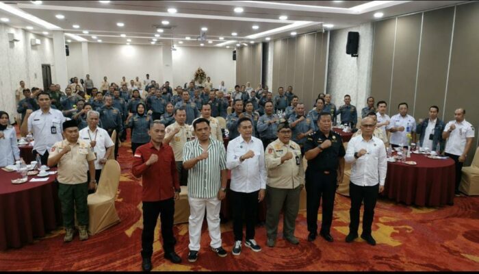 Kolaborasi Lawan Rokok Ilegal, Satlinmas dari Lima Kecamatan Diberi Pembekalan Khusus