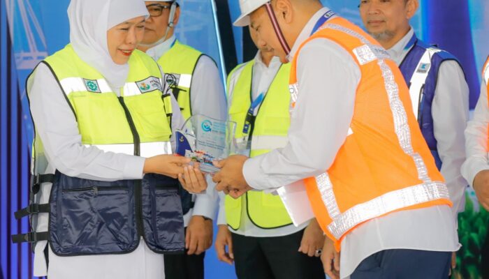 Khofifah Pastikan Jatim Siap Wujudkan Pelabuhan Green dan Smart