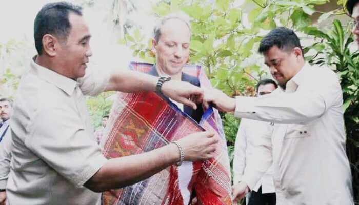 Wabup Nisel Dampingi Gubernur Sumut Sambut Kedatangan Dubes Prancis Di Hotel Baga