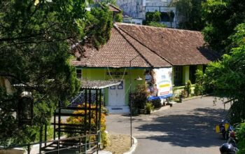 Tak Banyak yang Tahu, Sekolah Aktif Tertua di Kota Malang Berdiri di Samping Pasar Burung Splendid