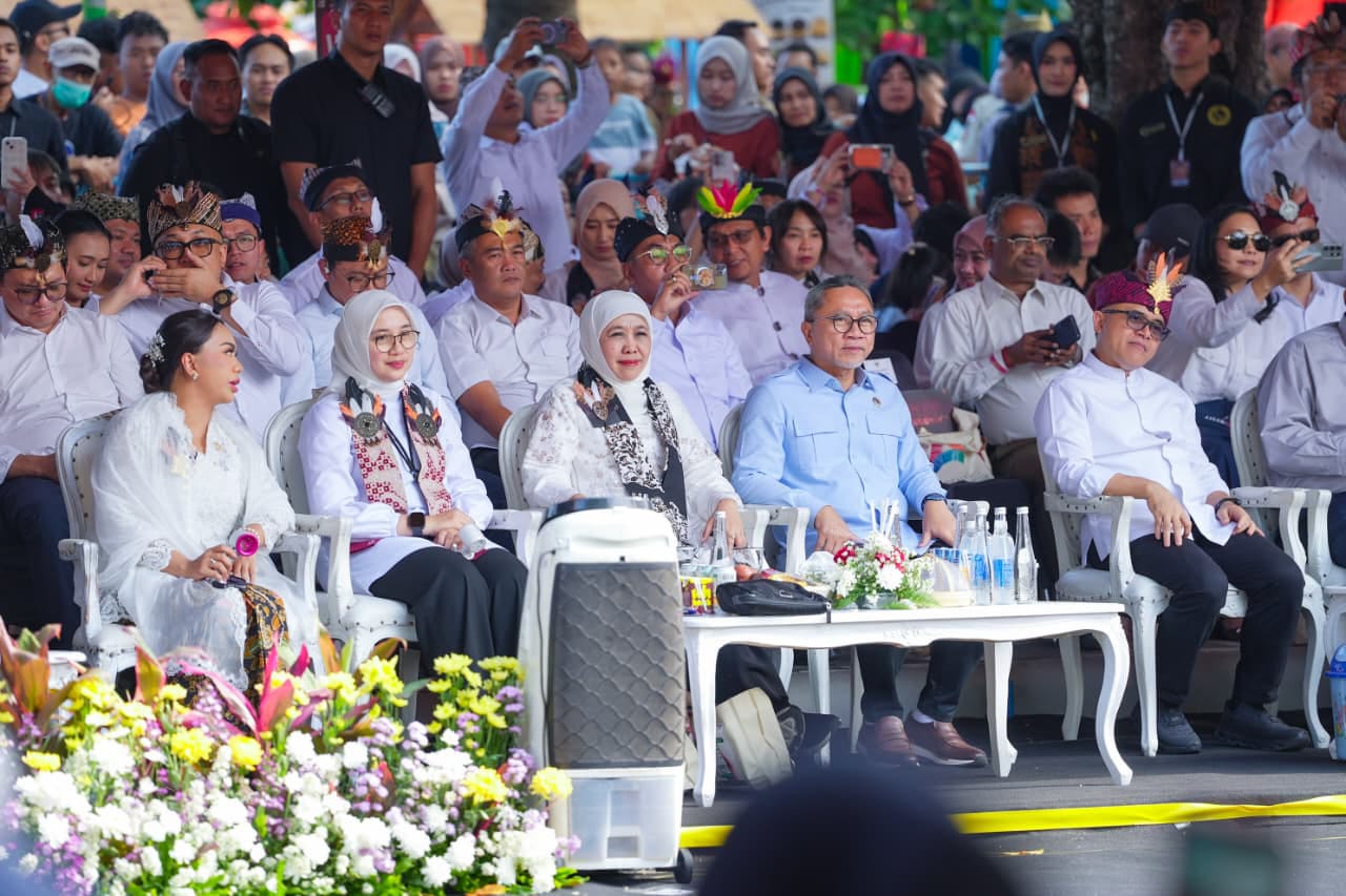 Gubernur Khofifah Buka Banyuwangi Ethno Carnival 2026, Kekuatan Ekonomi Kreatif Lestarikan Warisan Budaya Bangun Perdaban from Local to Global