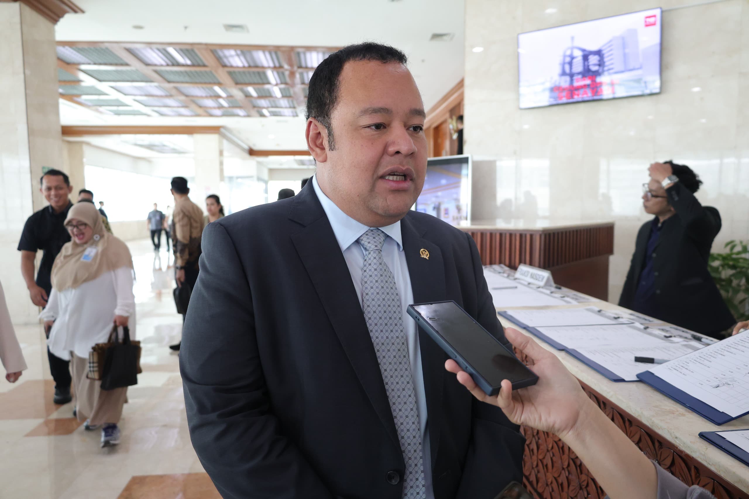 DPR Ketok Palu UU Pusat Finansial Internasional, Janji Investasi Besar Dibayangi Polemik Pajak Nol Persen