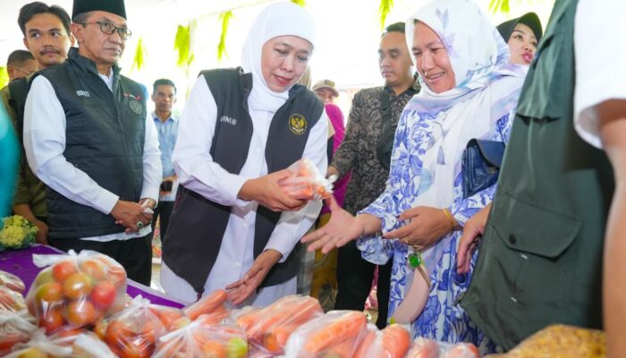 Gelar Pasar Murah ke-84 di Pamekasan, Khofifah: Tekan Harga Pokok, Kuatkan Daya Beli dan UMKM