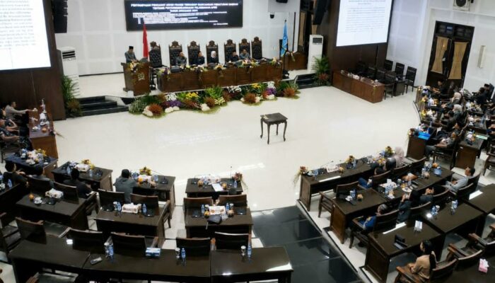 Lima Fraksi Pilih Abstain, DPRD Kota Malang Tetap Sahkan Raperda Pertanggungjawaban APBD 2025