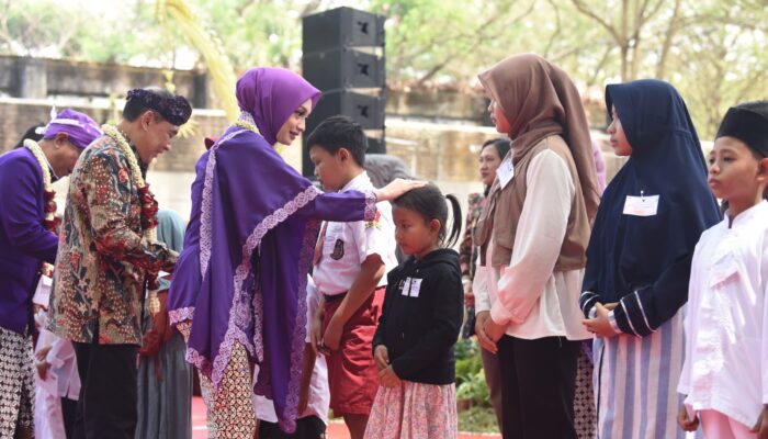 Wali Kota Kediri Salurkan Santunan kepada 1.405 Anak Yatim, Wujud Syukur Hari Jadi Kota Kediri ke-1.147