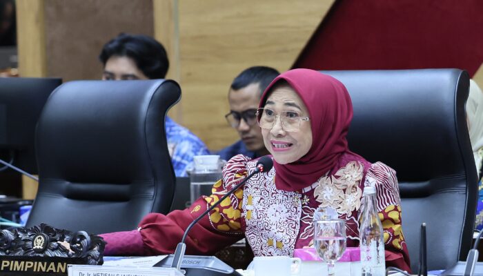 Hetifah Ingatkan Kebijakan Pendidikan Jangan Berjalan Sendiri-sendiri