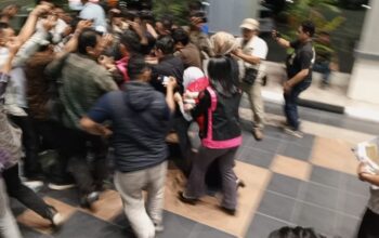 Pungli, Kejati Tetapkan Tersangka ED yang Menjabat Kabid Geologi dan Air Tanah Dinas ESDM Jatim