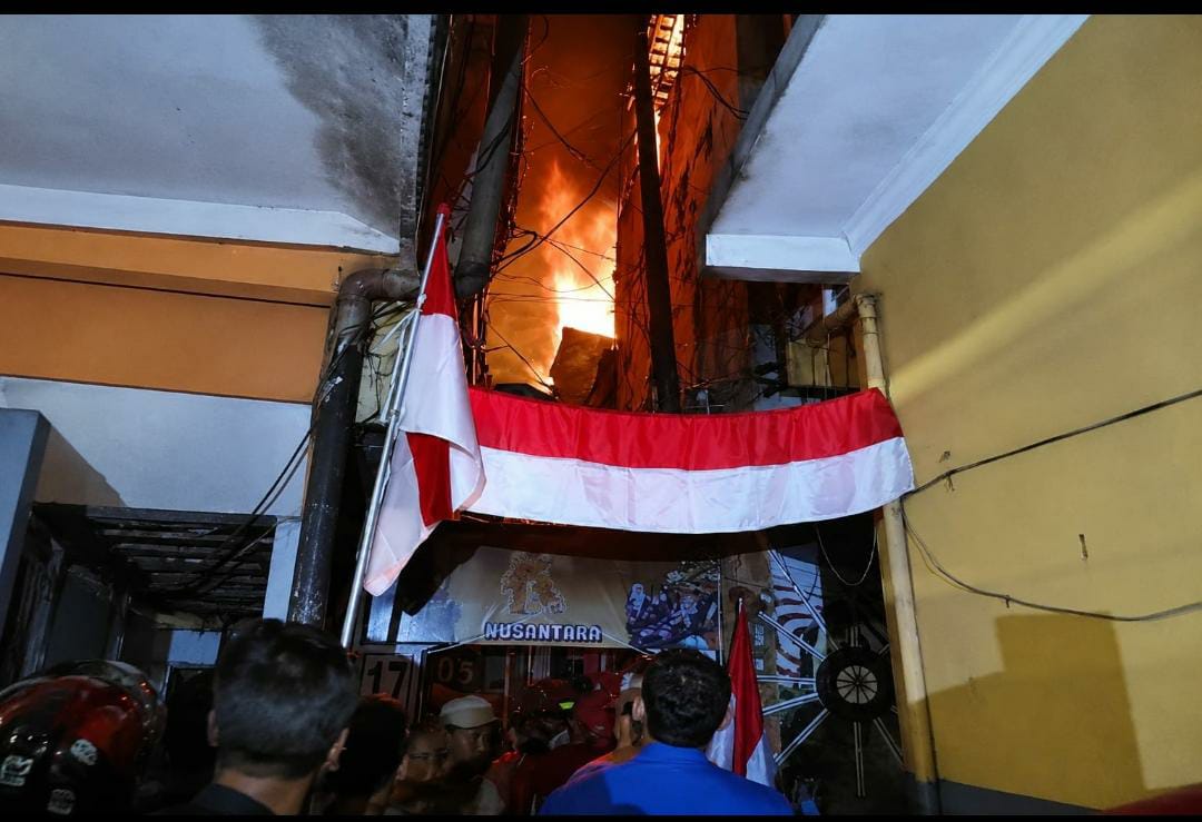 Rumah di Jalan Kopral Usman Kota Malang Terbakar, Kerugian Ditaksir Capai Rp90 Juta