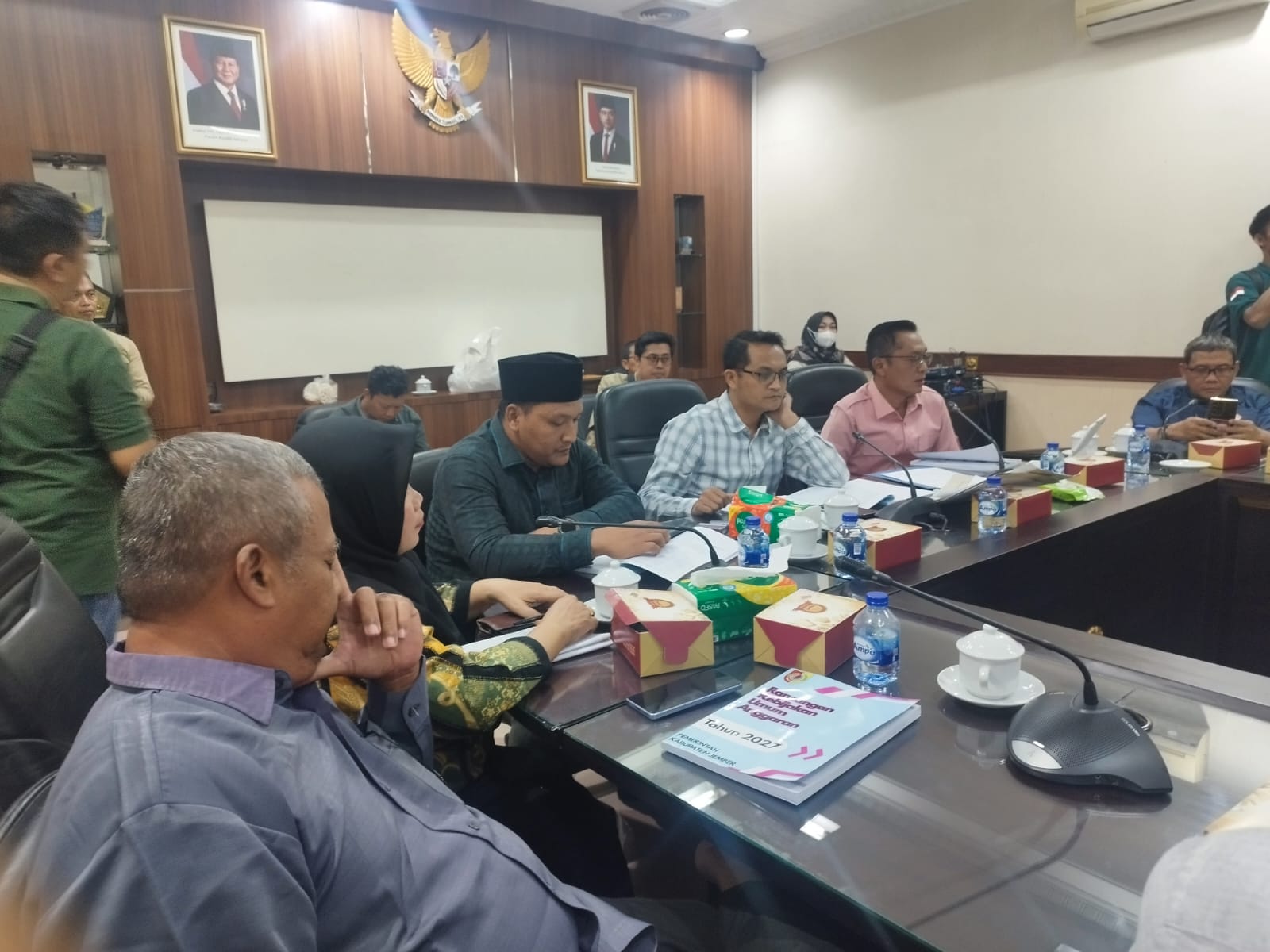 Eksekutif Bakal Tutupi Defisit APBD Hampir Rp 1 Triliun dengan Skema Utang Rp786,573 Miliar