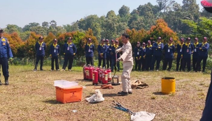 100 Relawan Damkar Ikuti Pelatihan di Jombang, DPRD Jatim Dorong Penguatan Regulasi REDKAR
