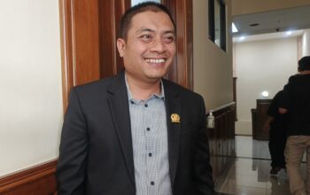 Puguh Wiji Sesalkan Konflik Angkot dan Trans Jatim, Desak Pemprov Segera Wujudkan Feeder